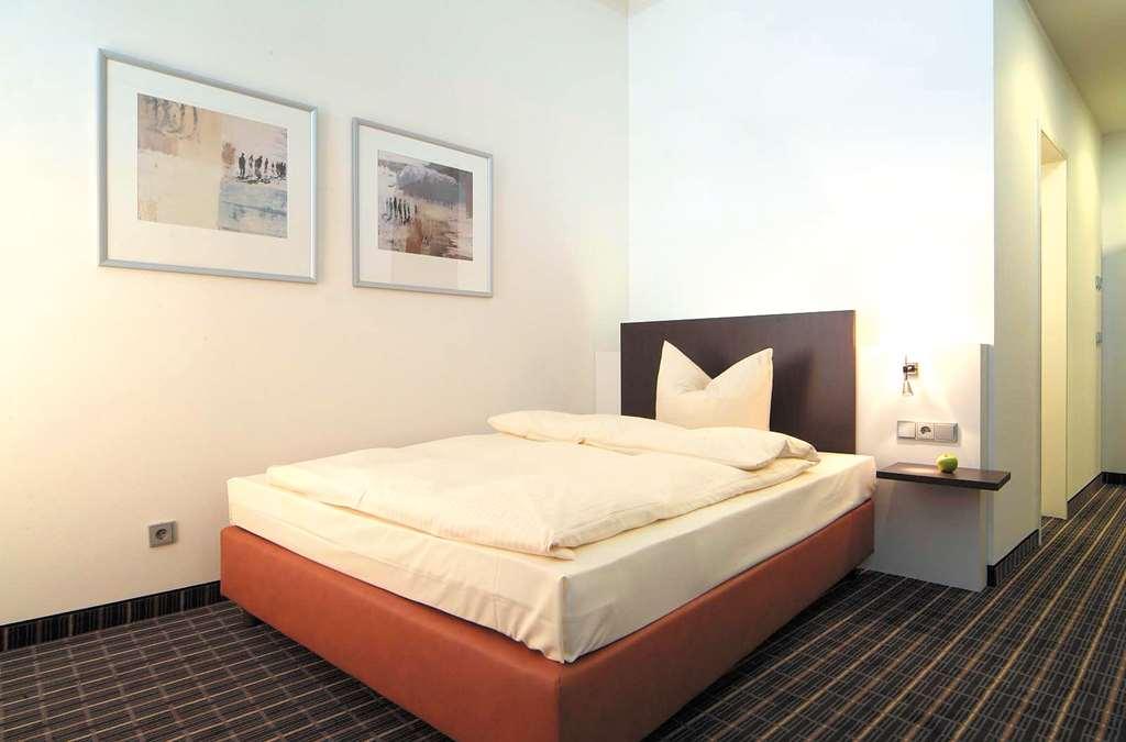 Livenwork Hotel & Coworking Gvz إنغولشتات الغرفة الصورة