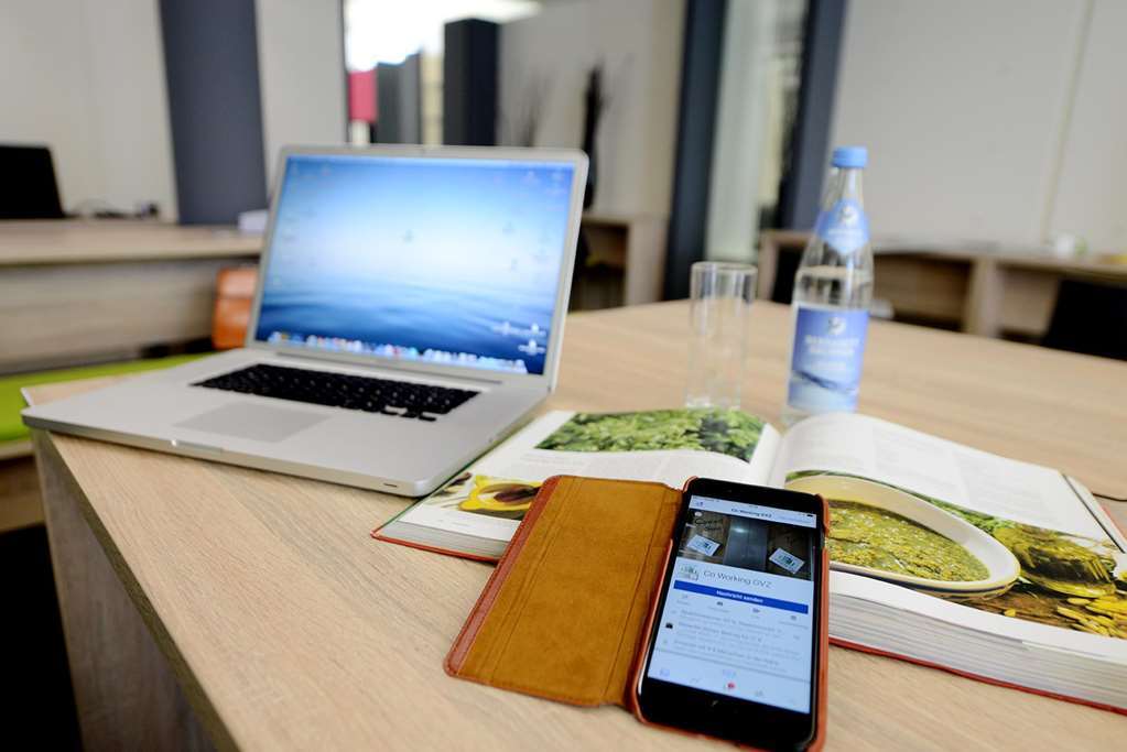 Livenwork Hotel & Coworking Gvz إنغولشتات المرافق الصورة