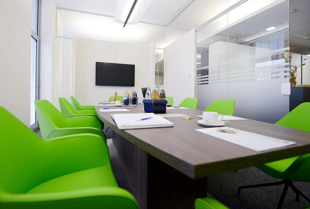 Livenwork Hotel & Coworking Gvz إنغولشتات المرافق الصورة